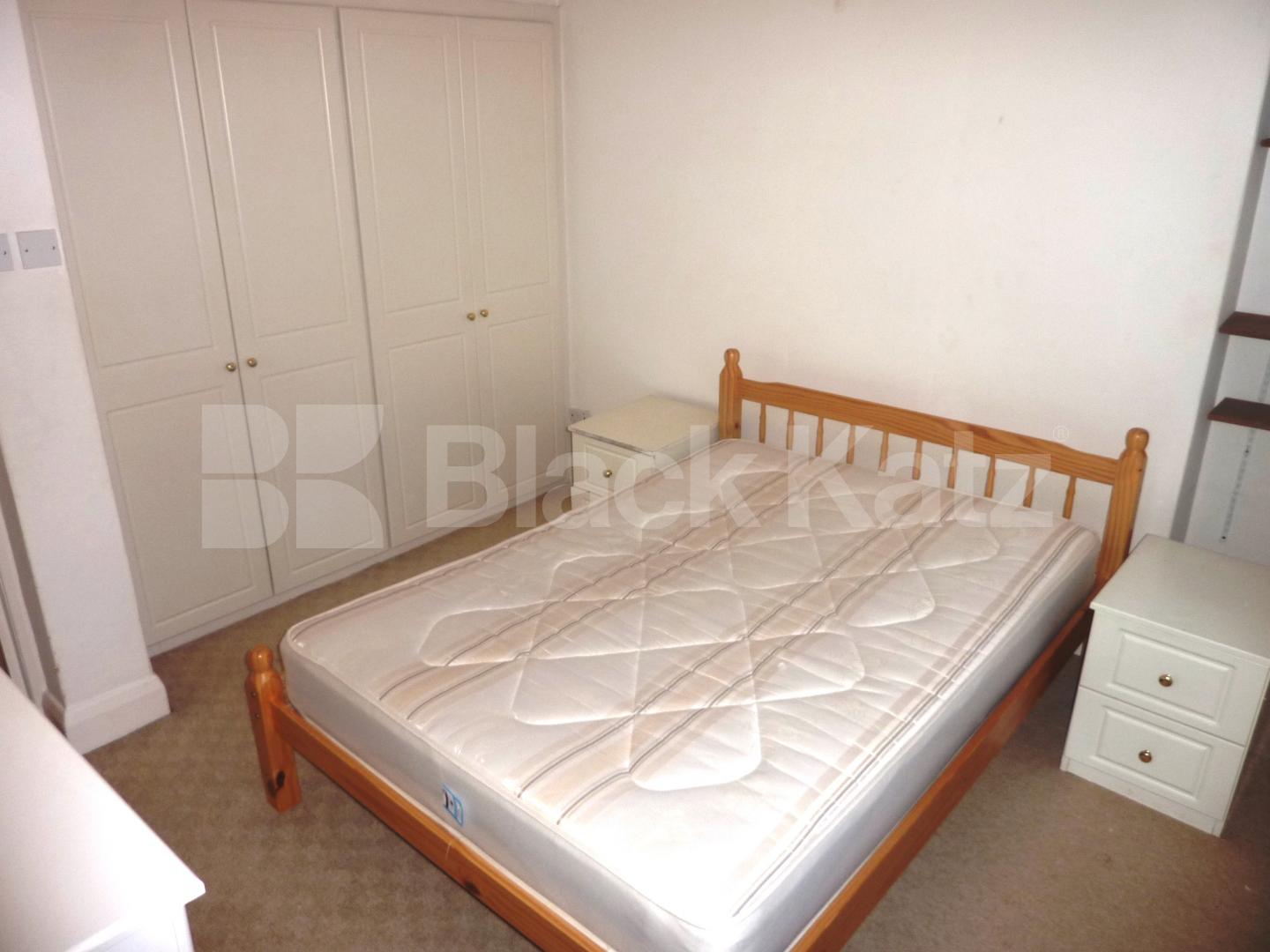 			NEW INSTRUCTION!, 2 Bedroom, 1 bath, 1 reception Flat			 St Stephens Gardens , NOTTING HILL